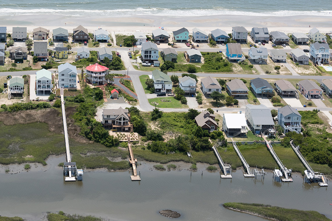 /images/brunswick-nc-vacation-rentals-hero1.jpg